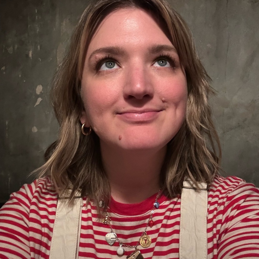 Meet your Posher, Julie